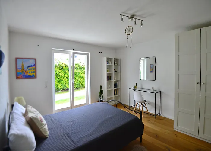 On Zugspitzstrasse *