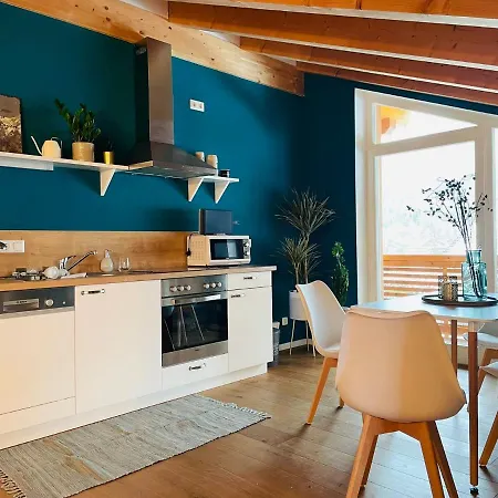 Апартаменти On Zugspitzstrasse *