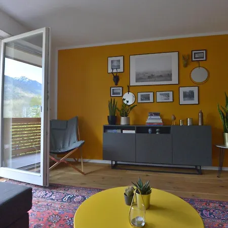 On Zugspitzstrasse *