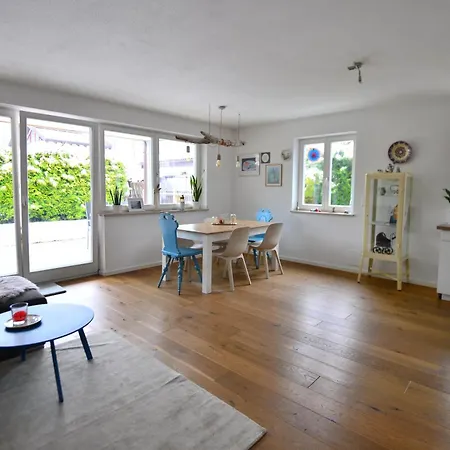 Апартаменти On Zugspitzstrasse