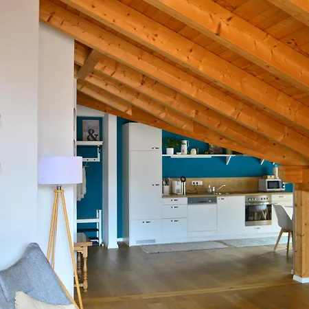 On Zugspitzstrasse *