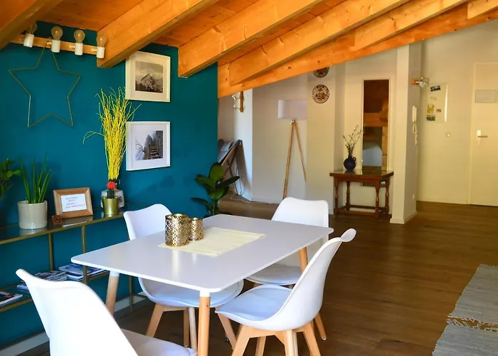 On Zugspitzstrasse *